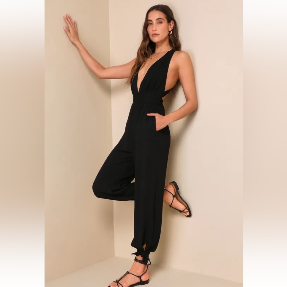 Lulu's Chic Black Deep V-Neck Jumpsuit